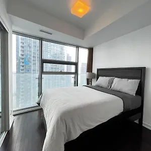 https://modern-spacious-and-sleek-condo.hotelstorontoontario.org